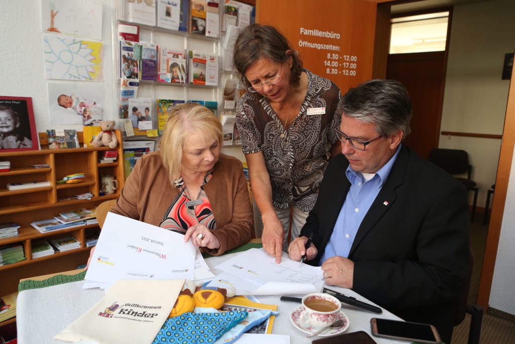 Immer Mehr Eltern Wünschen Kinderbetreuung - Hallo Wochenende