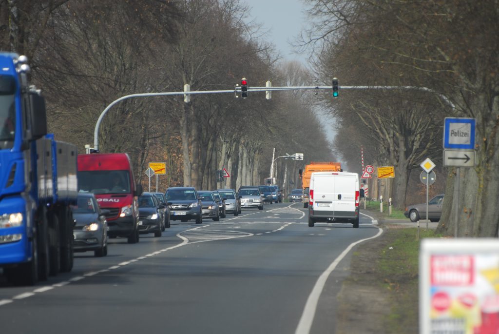 Vierspurige B 4 Im Süden Des Landkreises Gifhorn ...