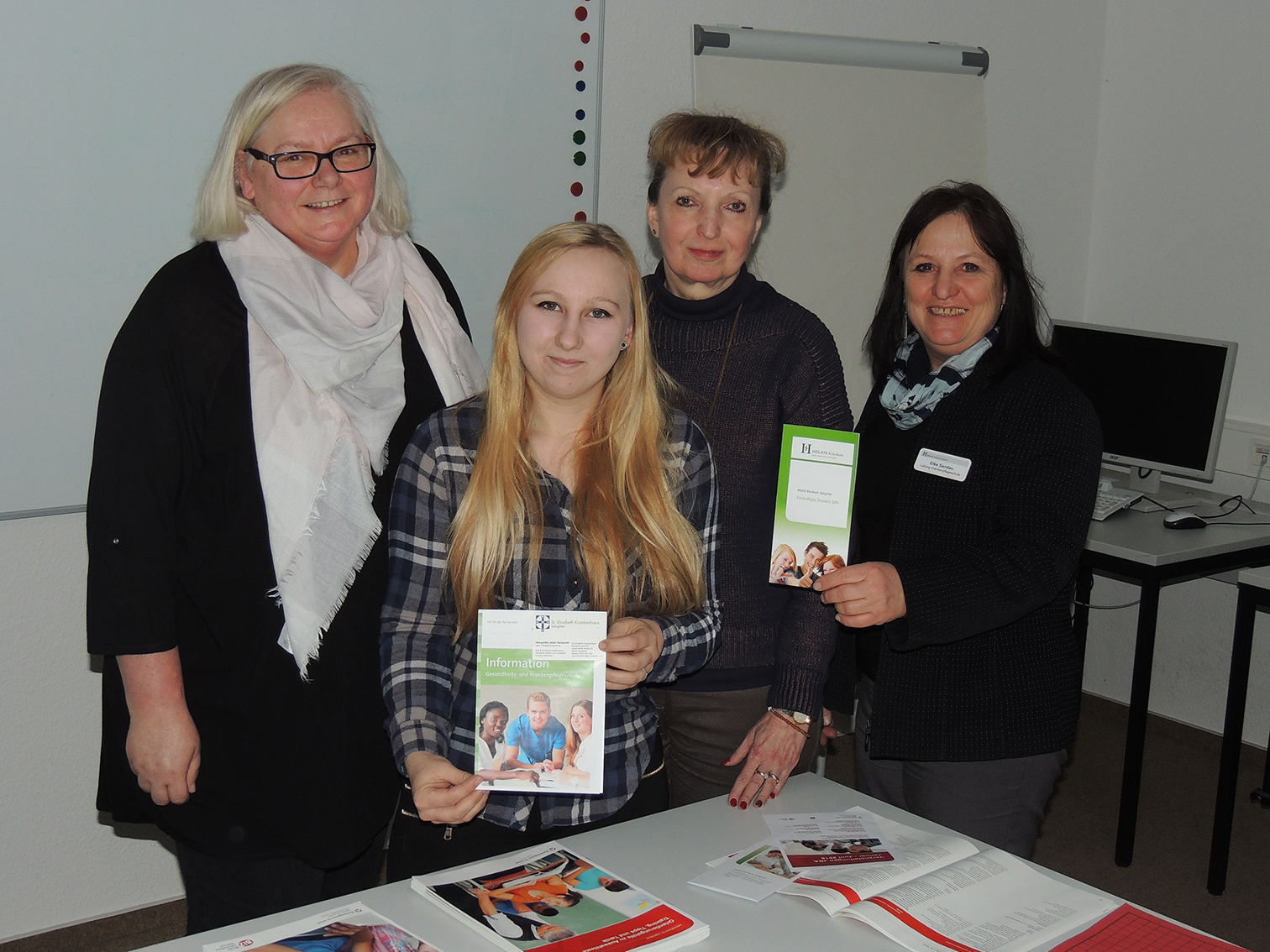 Jugendberufsagentur in Salzgitter informiert junge Leute - Hallo Wochenende